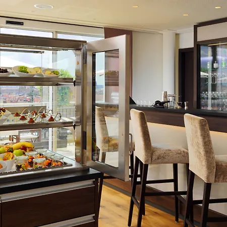 호텔 쉐라톤 칼튼