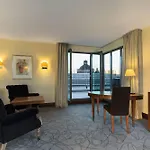 Sheraton Carlton 5*