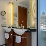 Sheraton Carlton 5*