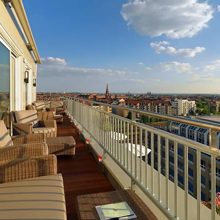 Hotell Sheraton Carlton 5*