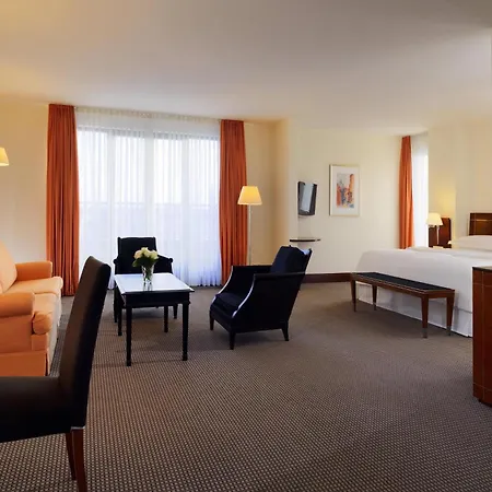 Sheraton Carlton Hotell
