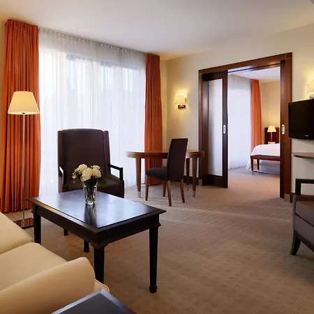 Sheraton Carlton Hotell 5*