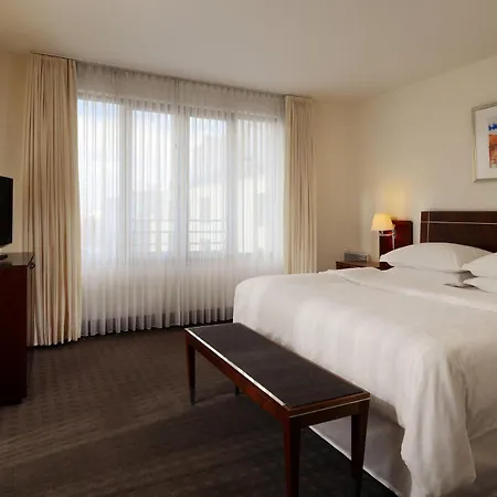 Sheraton Carlton