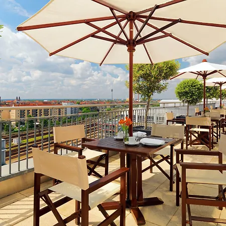 Sheraton Carlton 5*