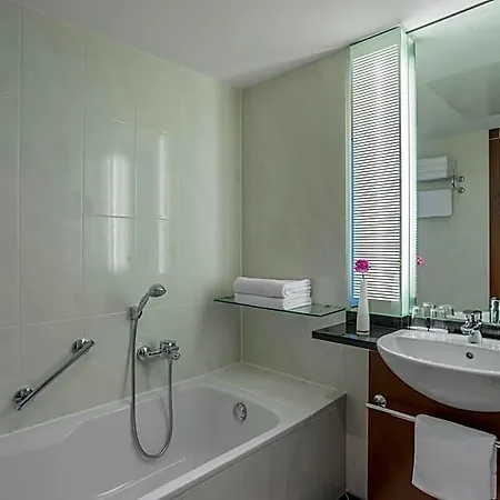 Sheraton Carlton Hotel