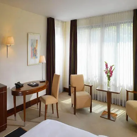 Hotel Sheraton Carlton 5*