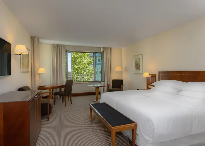 מלון Sheraton Carlton