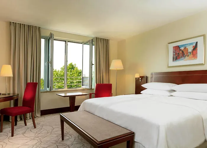 Sheraton Carlton 5* נירנברג
