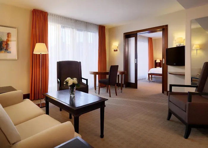 Sheraton Carlton 5*